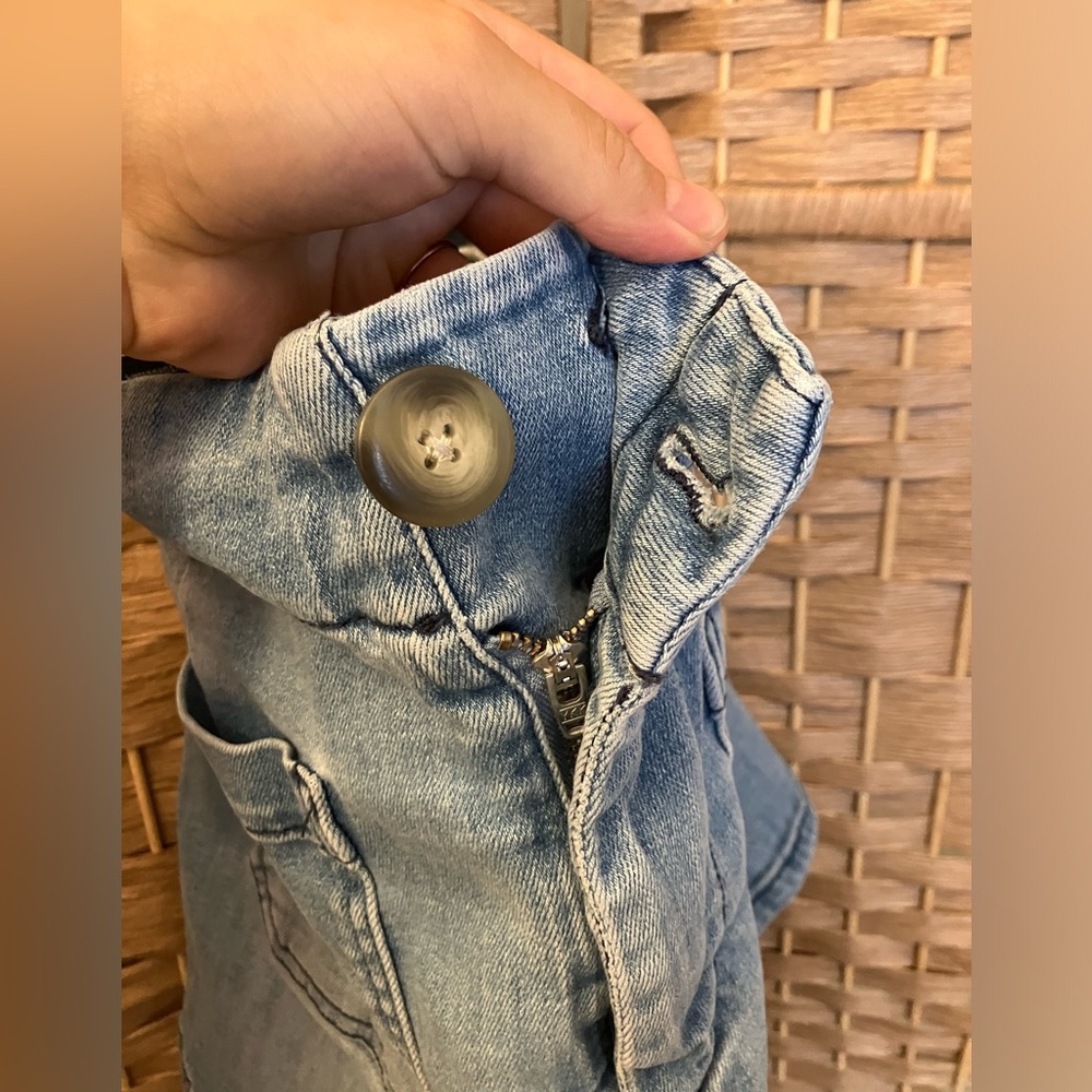 Anthropologie Maeve Colette Short in Palms Wash - Picture 10 of 10